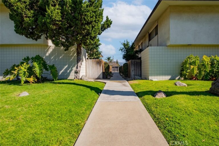 1935 Royalty Drive, Pomona
