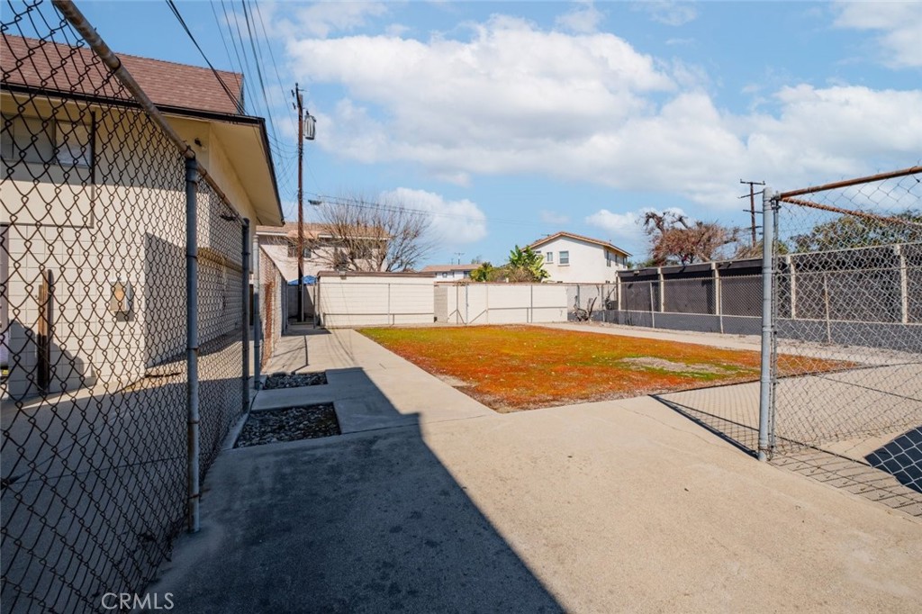 1935 Royalty Drive, Pomona