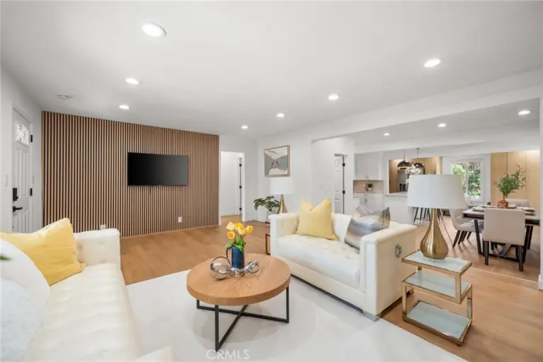19731 Avenida Deleitante, Walnut
