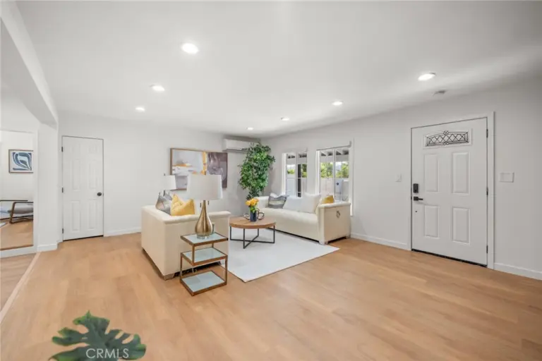 19731 Avenida Deleitante, Walnut