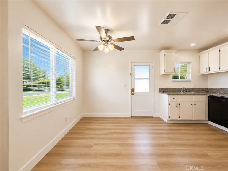 19771975 5th Street, La Verne