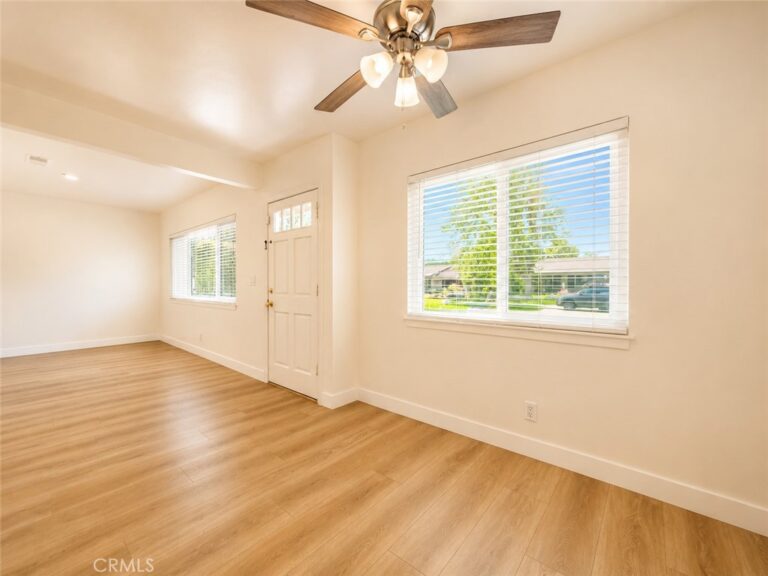 19771975 5th Street, La Verne