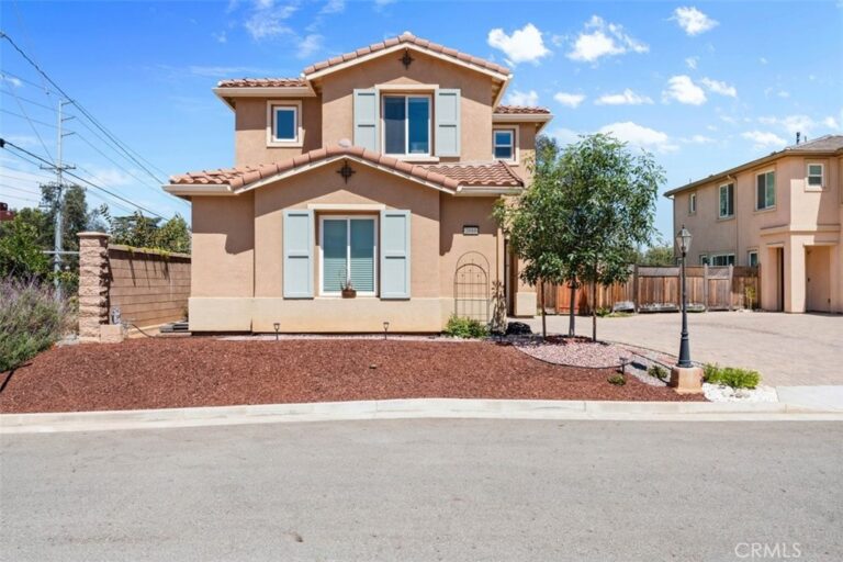 2010 Brentwood Place, Claremont