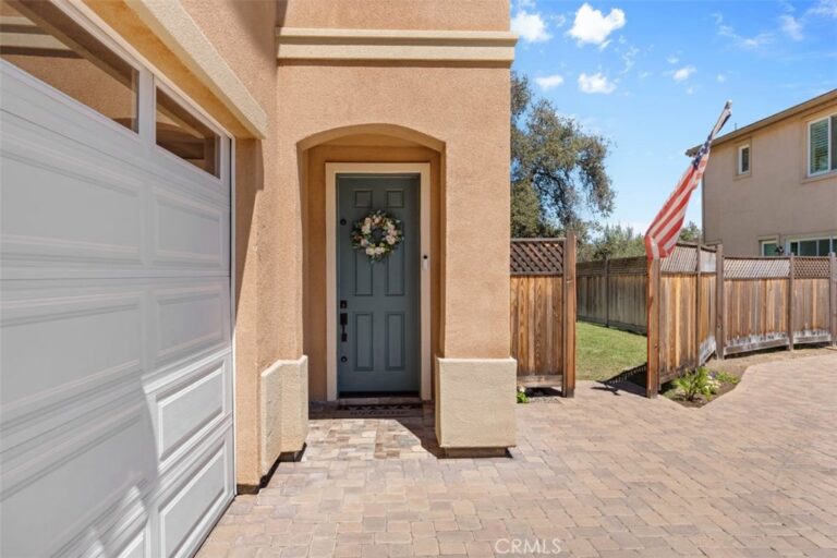 2010 Brentwood Place, Claremont