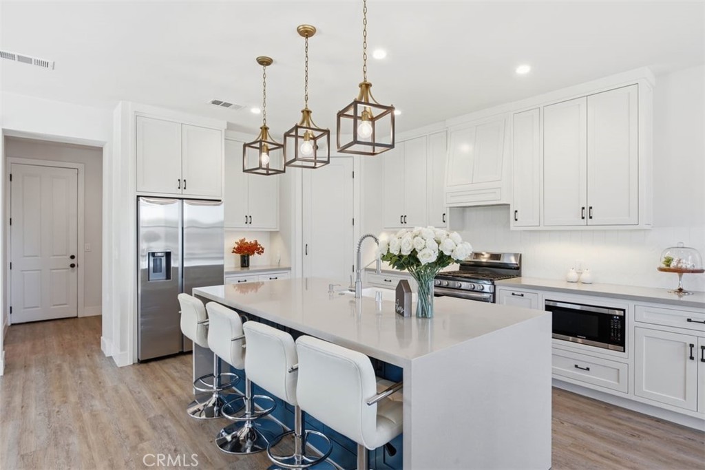 2010 Brentwood Place, Claremont