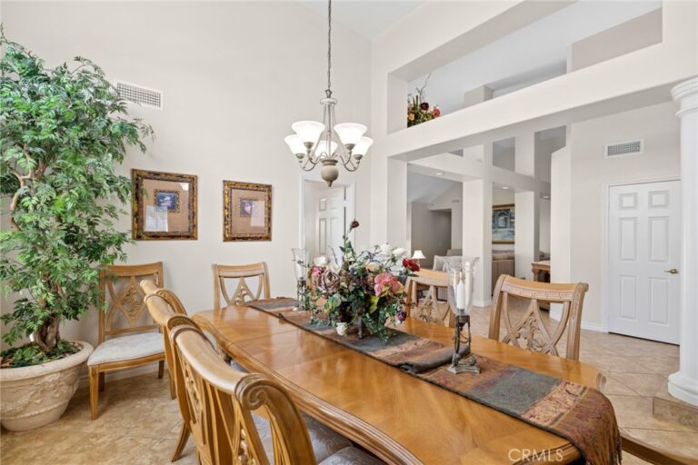 2017 Windemere Way, Upland