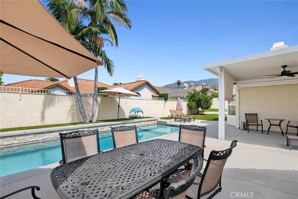 2017 Windemere Way, Upland