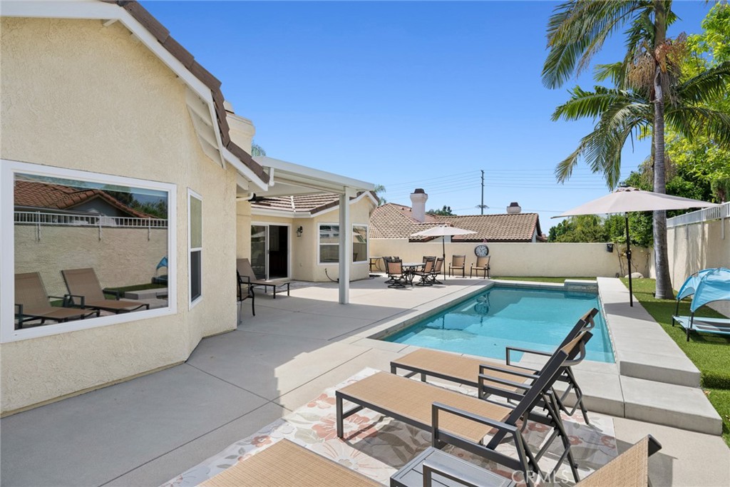 2017 Windemere Way, Upland