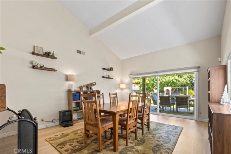 208 Armstrong, Claremont
