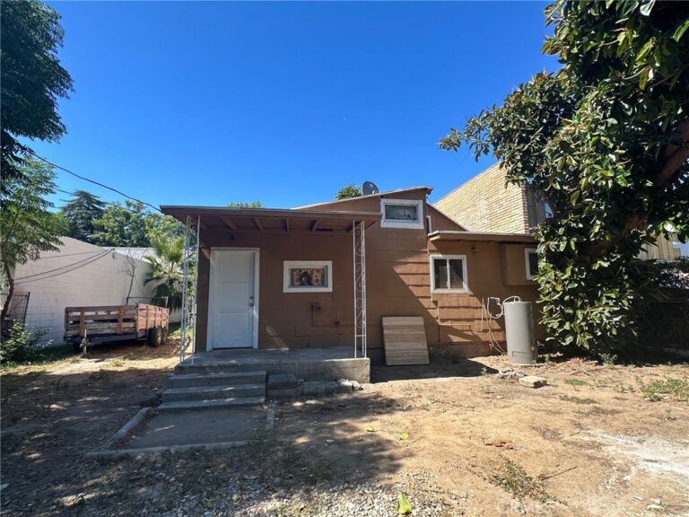 211 S Riverside, Rialto