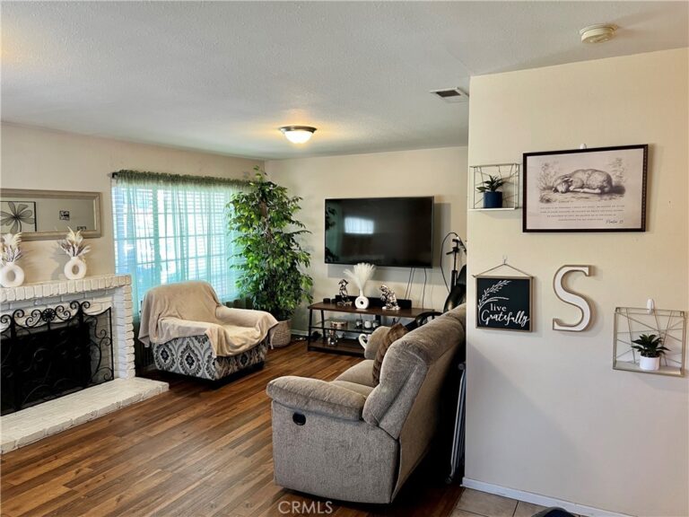 2152 S Cherry, Ontario