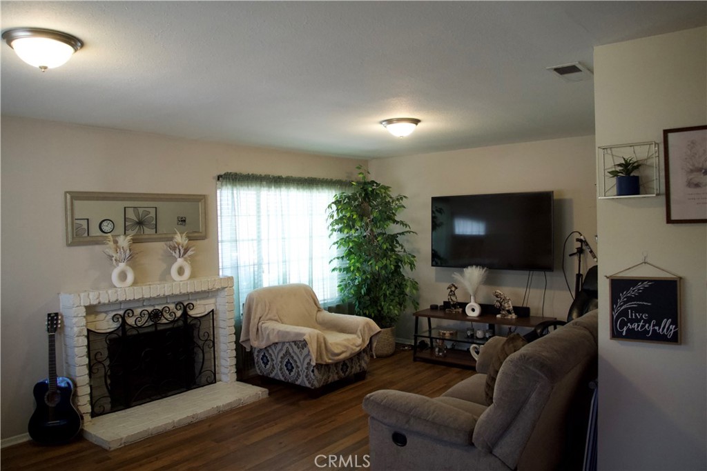 2152 S Cherry, Ontario