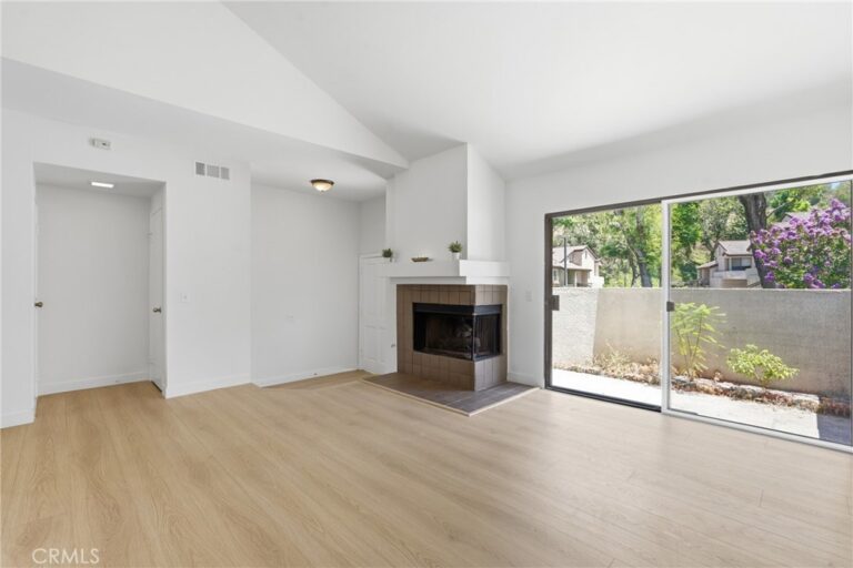 22 Mesquite Place, Pomona