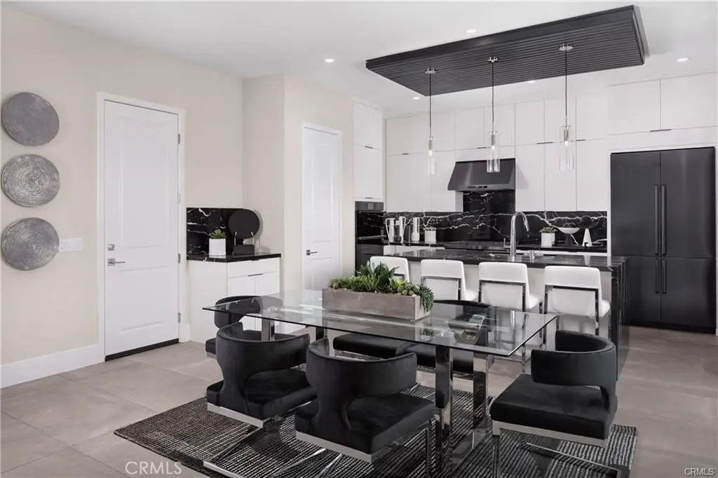 22081 Manarola, Walnut
