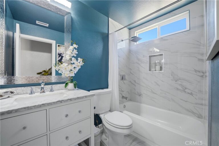 2326 N Sycamore, Rialto