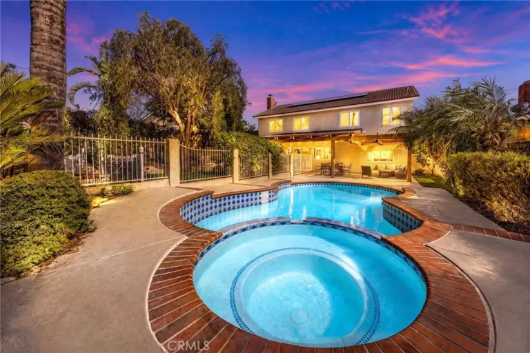 23437 Amberwick, Diamond Bar