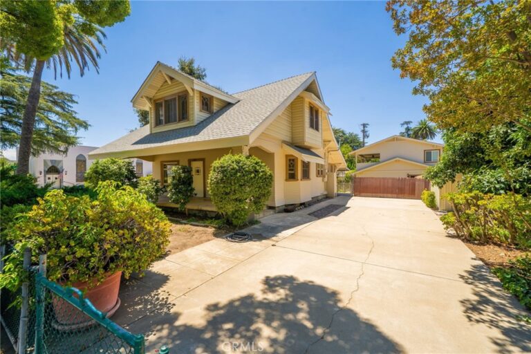 2382 Bonita Avenue, La Verne