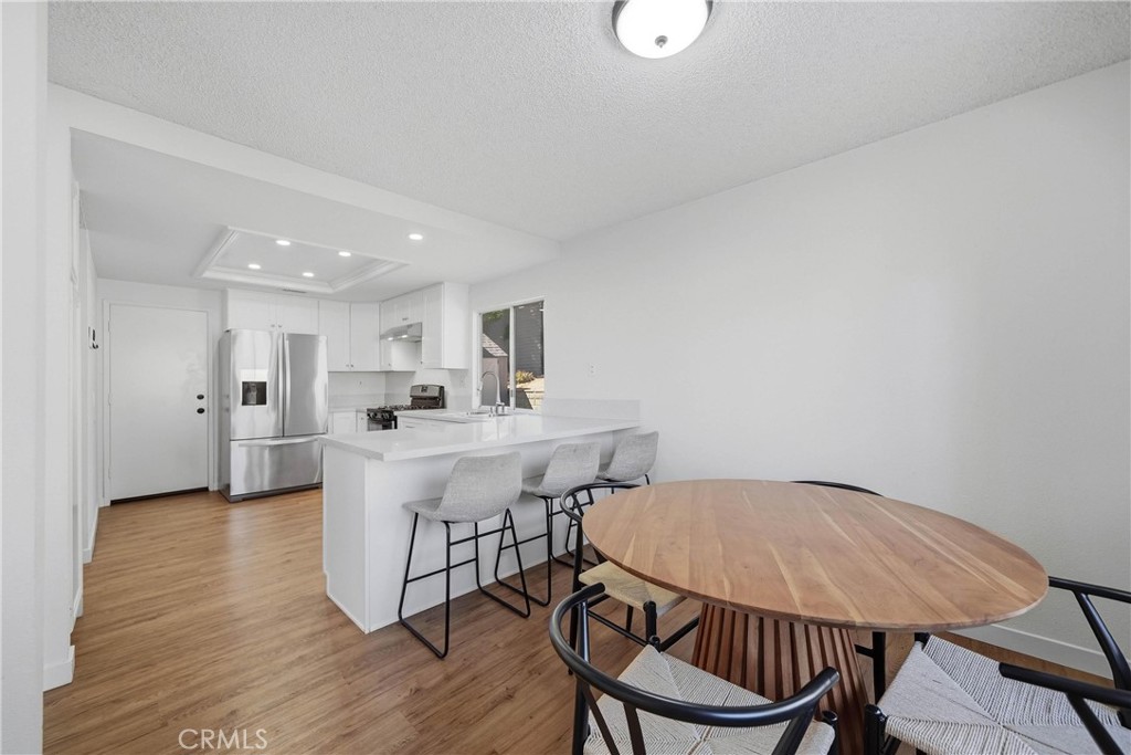 2401 Acorn, Ontario