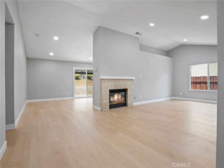 2402 W Sunrise Drive, Rialto