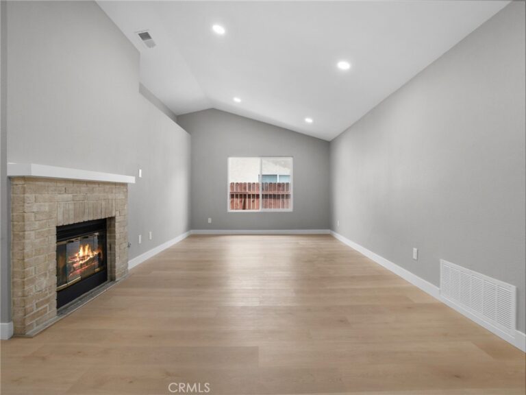 2402 W Sunrise Drive, Rialto