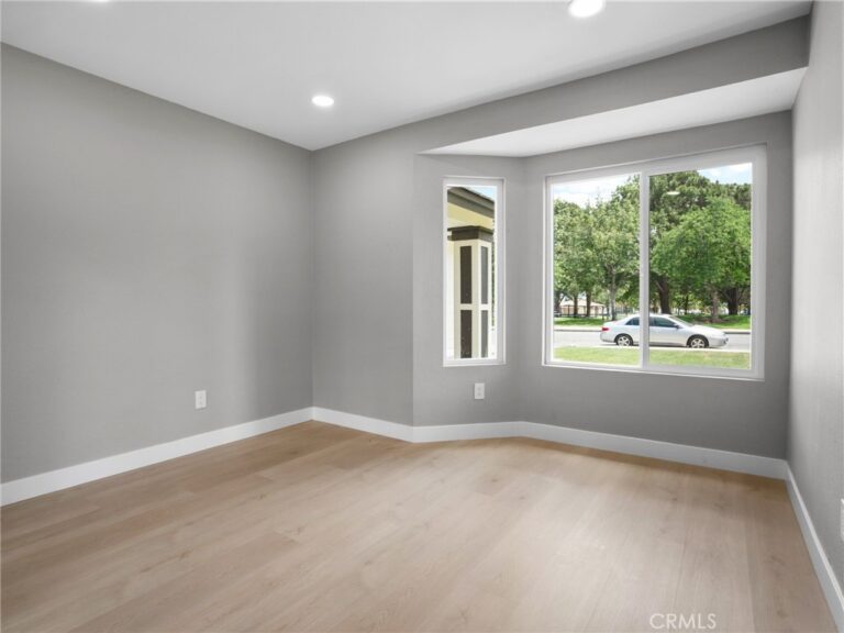 2402 W Sunrise Drive, Rialto