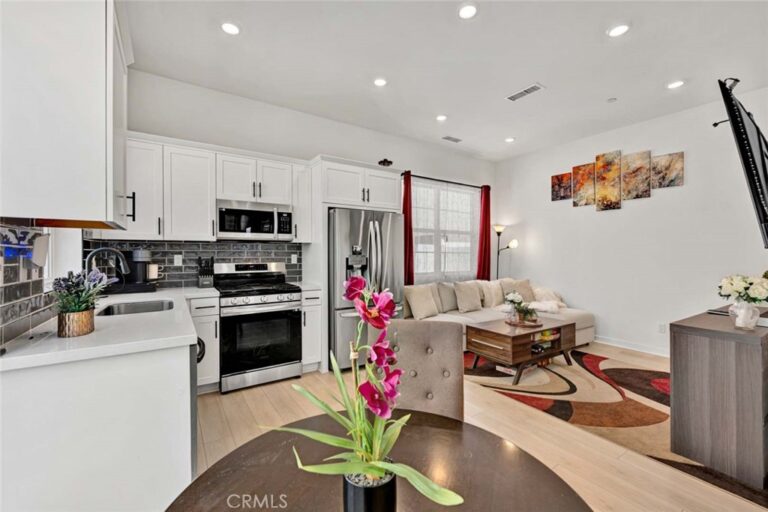 2412 E Encanto Paseo, Ontario