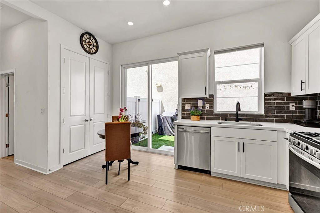 2412 E Encanto Paseo, Ontario