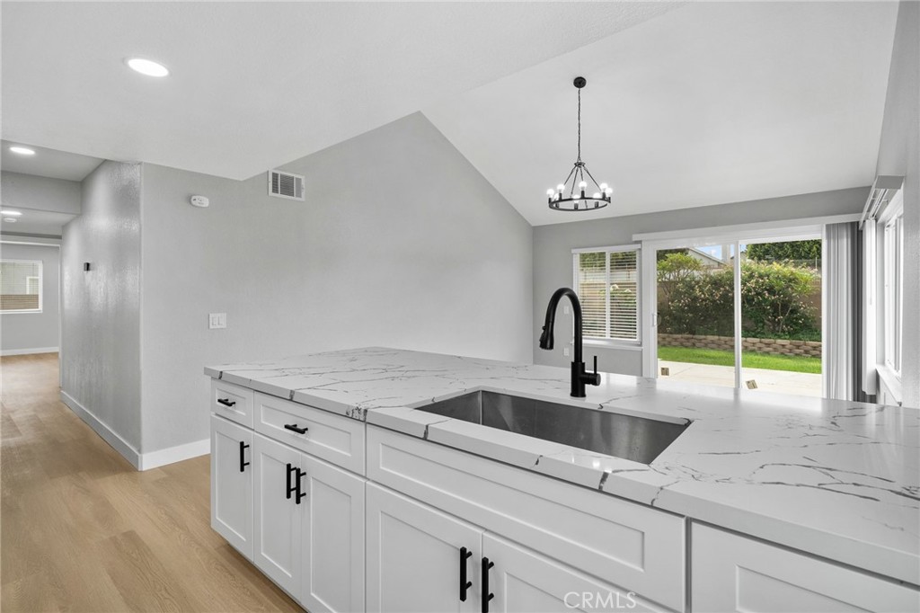 2419 S Woodlark, Ontario