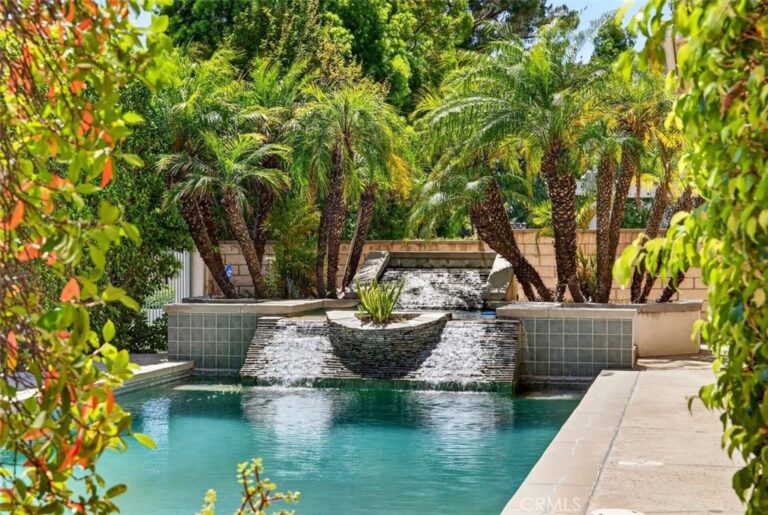 2420 Vista Del Sol, La Verne