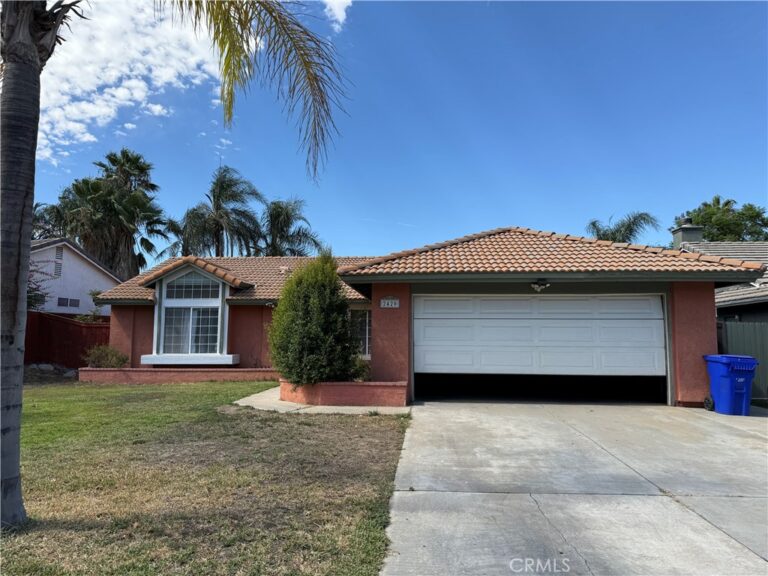 2420 W Sunrise Drive, Rialto