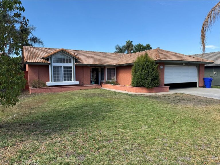 2420 W Sunrise Drive, Rialto