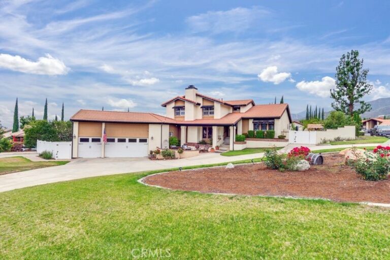 2429 Cliff Road, Upland