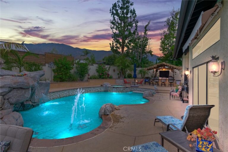 2429 Cliff Road, Upland