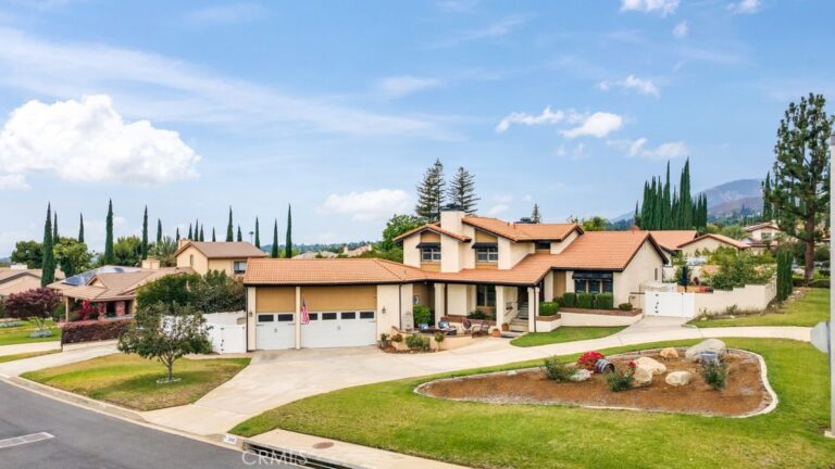 2429 Cliff Road, Upland