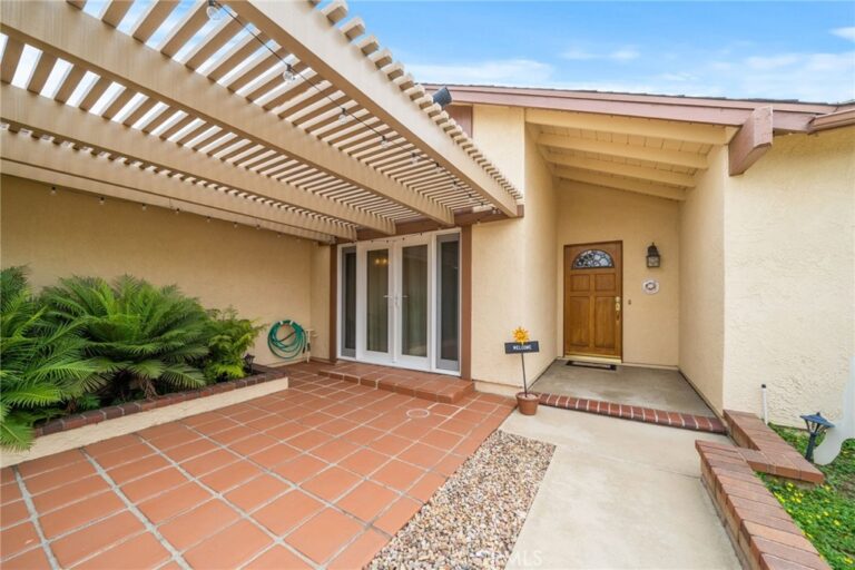 2465 Moss Circle, La Verne