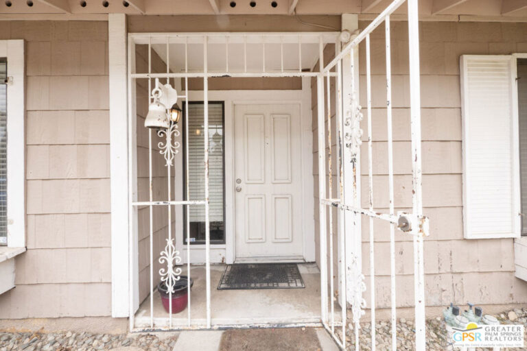 2466 N Orange Avenue, Rialto