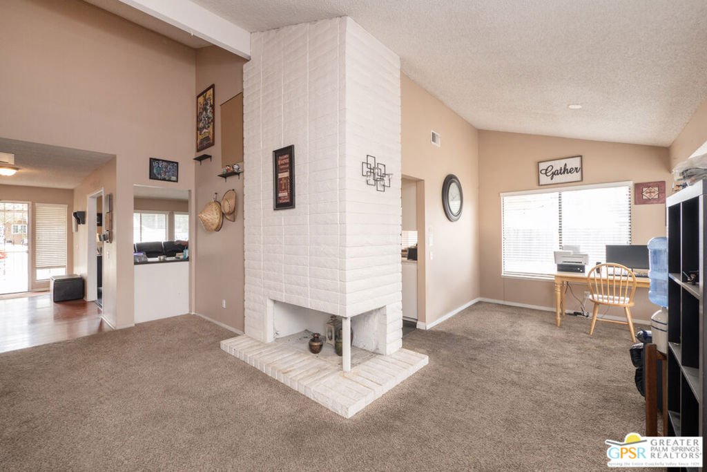 2466 N Orange Avenue, Rialto
