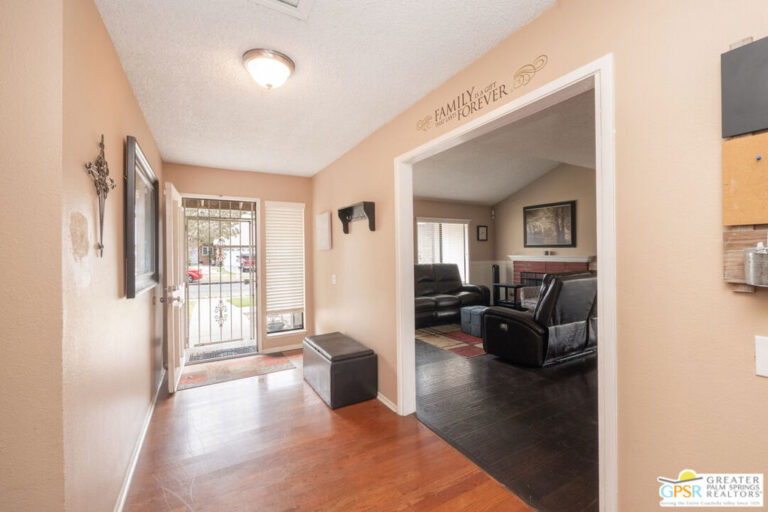 2466 N Orange Avenue, Rialto
