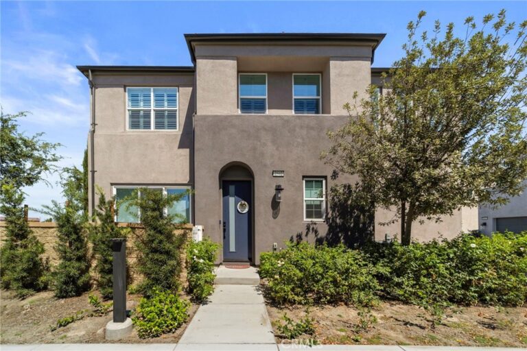 2502 E Stanley Paseo, Ontario