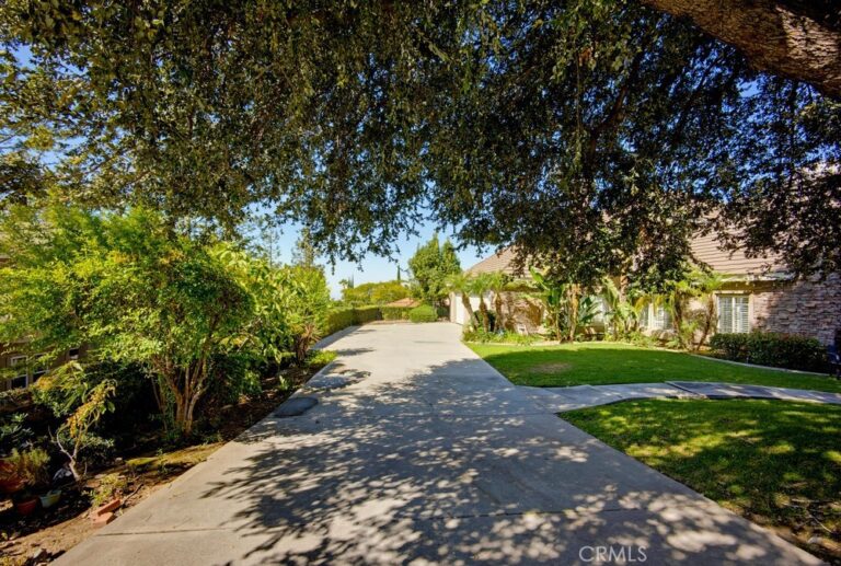 2525 Prospect Drive, Upland