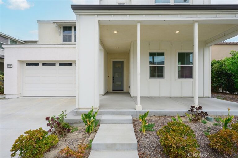 2532 E Harper, Ontario
