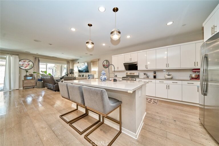 2659 E Mabel Lane, Ontario