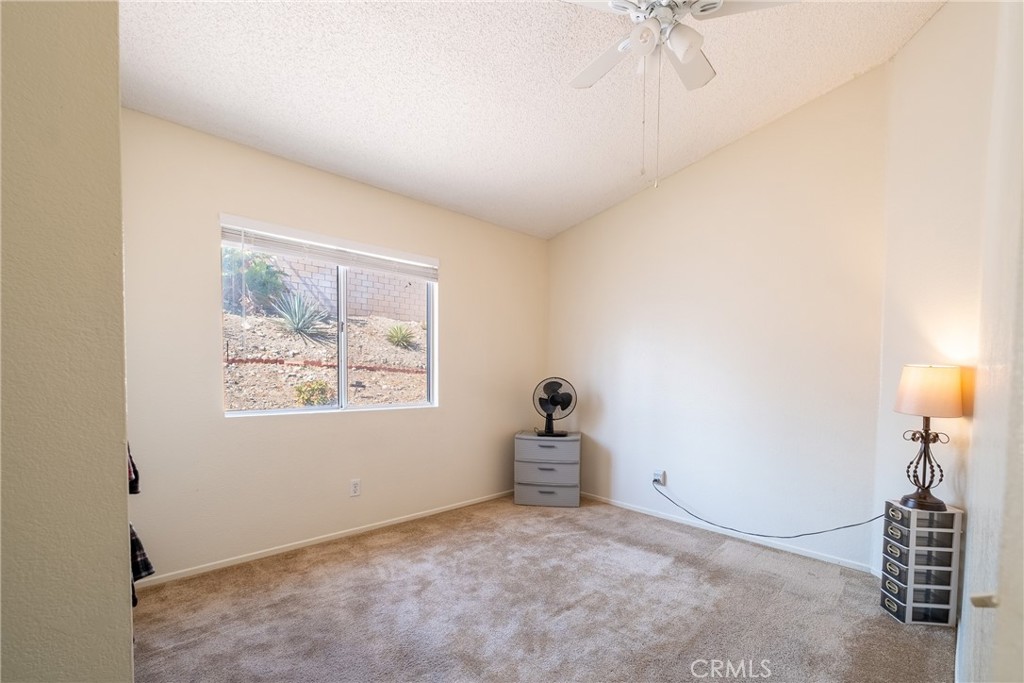 2688 W Calle Vista, Rialto