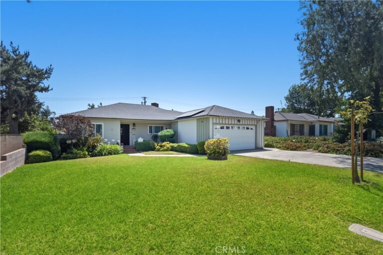 270 San Rafael Street, Pomona