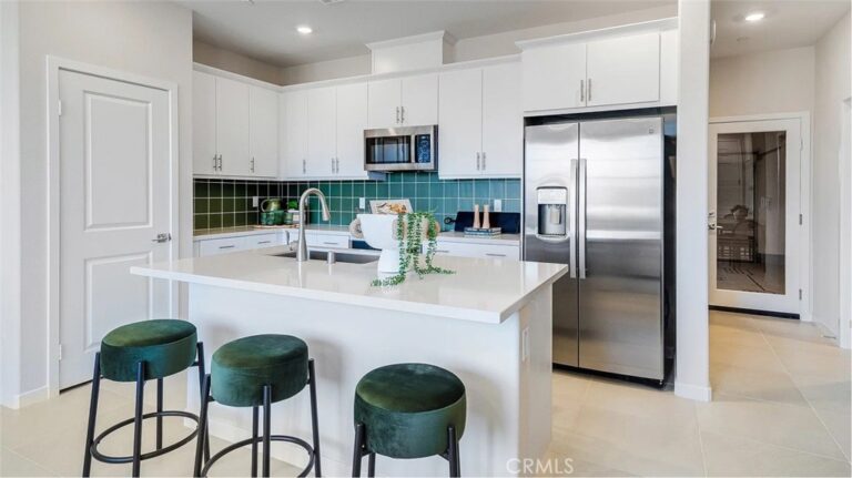 2703 Cloudview Privado, Ontario