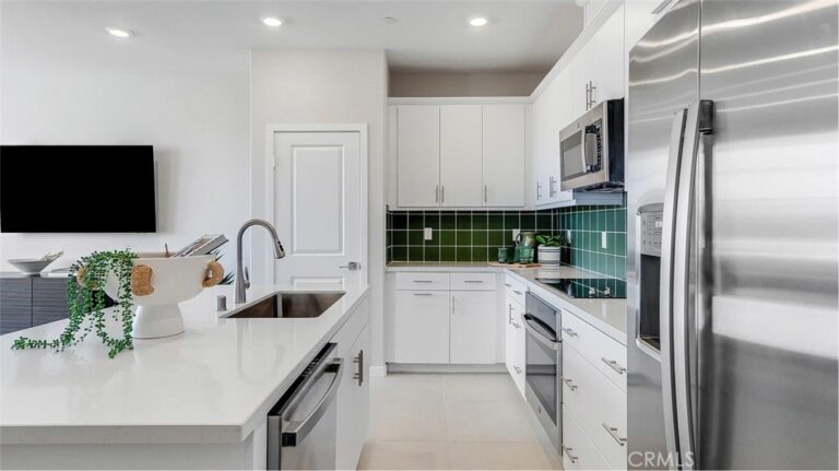2703 Cloudview Privado, Ontario