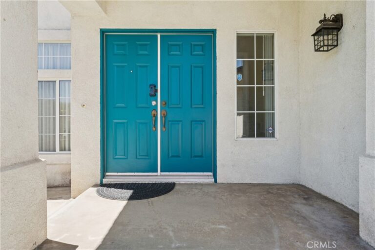 2709 W Buena Vista Drive, Rialto
