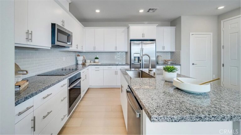 2723 Cloudview Privado, Ontario