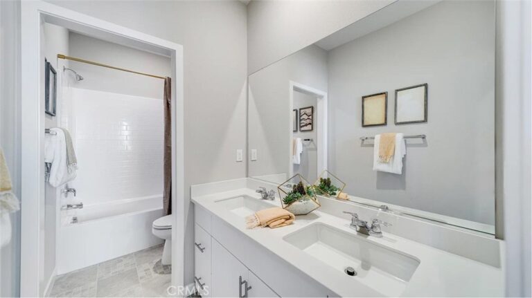 2723 Cloudview Privado, Ontario