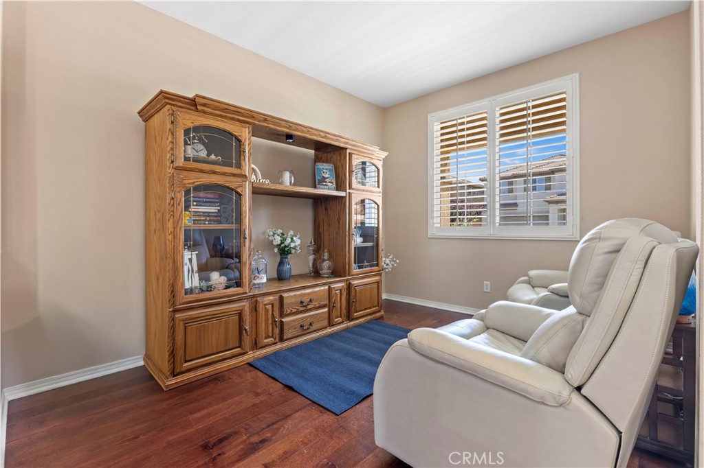 2723 Vine, Pomona